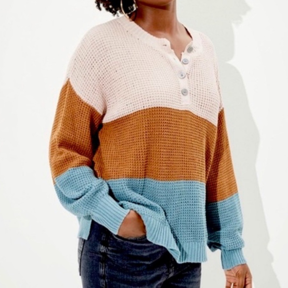 American Eage Outfitters Women’s SZ XS Color Block Sweater Henley Style Knit
